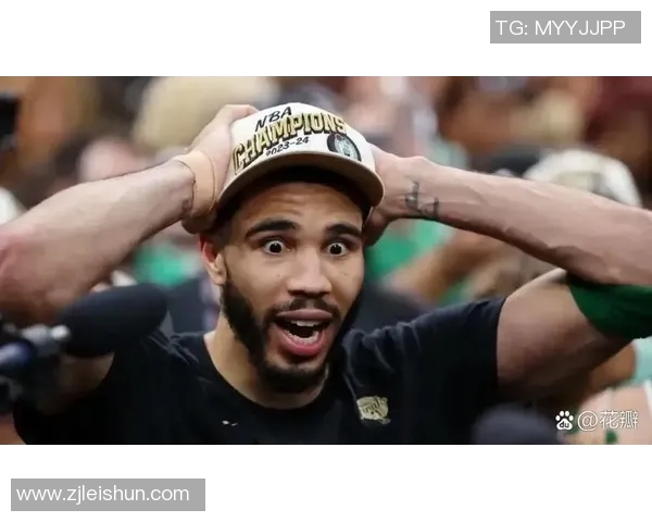 塔图姆与布朗接连命中三分球雄鹿队无奈请求暂停调整战术