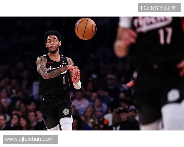 安芬尼-西蒙斯:融入团队保本色,献力取胜是关键 安芬尼-西蒙斯:融入团队保本色,献力取胜是关键